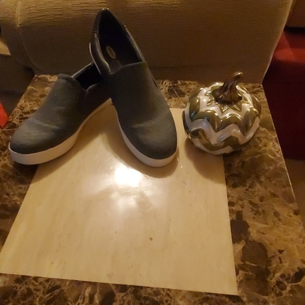 Dr Scholls Slip ons